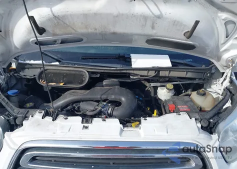 2016 Ford Transit-250 z USA, uszkodzony, nr VIN 1FTYR1ZM9GKA47336